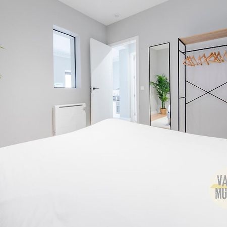 Modern Apt & Cool Interior Design A 20 Metros Del Retiro E1 Madrid Buitenkant foto