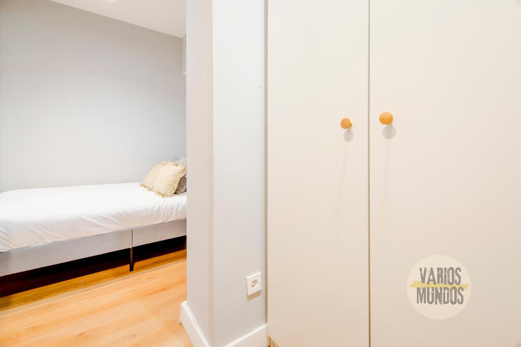 Modern Apt & Cool Interior Design A 20 Metros Del Retiro E1 Appartement Madrid Buitenkant foto